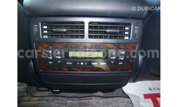 Buy Import Toyota Land Cruiser White Car in Import - Dubai in Kailahun Buy Import Toyota Land Cruiser White Car in Import - Dubai in Kailahun