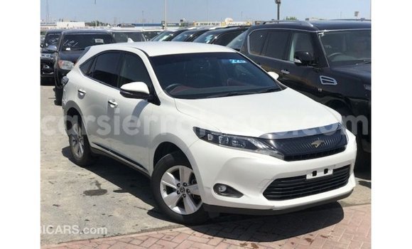 Buy Import Toyota Harrier White Car in Import - Dubai in Kailahun Buy Import Toyota Harrier White Car in Import - Dubai in Kailahun