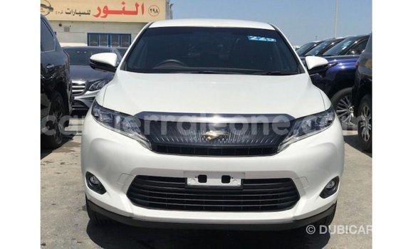 Buy Import Toyota Harrier White Car in Import - Dubai in Kailahun Buy Import Toyota Harrier White Car in Import - Dubai in Kailahun