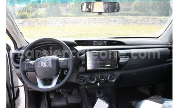 Buy Import Toyota Hilux White Car in Import - Dubai in Kailahun Buy Import Toyota Hilux White Car in Import - Dubai in Kailahun