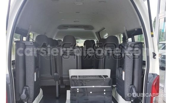 Buy Import Toyota Hiace White Car in Import - Dubai in Kailahun Buy Import Toyota Hiace White Car in Import - Dubai in Kailahun