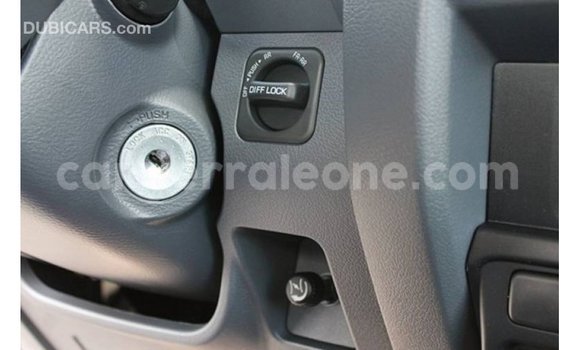 Buy Import Toyota Land Cruiser White Car in Import - Dubai in Kailahun Buy Import Toyota Land Cruiser White Car in Import - Dubai in Kailahun