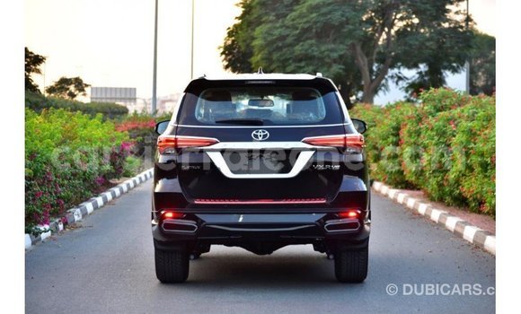 Buy Import Toyota Fortuner Black Car in Import - Dubai in Kailahun Buy Import Toyota Fortuner Black Car in Import - Dubai in Kailahun