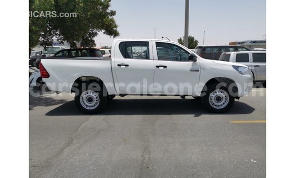 Buy Import Toyota Hilux White Car in Import - Dubai in Kailahun Buy Import Toyota Hilux White Car in Import - Dubai in Kailahun