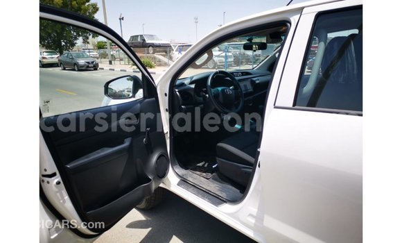 Buy Import Toyota Hilux White Car in Import - Dubai in Kailahun Buy Import Toyota Hilux White Car in Import - Dubai in Kailahun