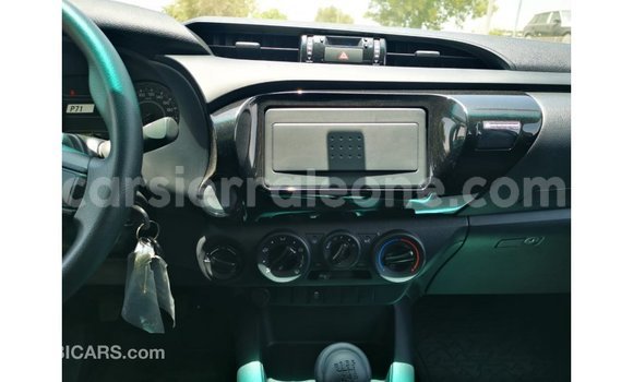 Buy Import Toyota Hilux White Car in Import - Dubai in Kailahun Buy Import Toyota Hilux White Car in Import - Dubai in Kailahun