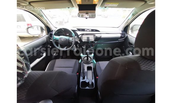 Buy Import Toyota Hilux White Car in Import - Dubai in Kailahun Buy Import Toyota Hilux White Car in Import - Dubai in Kailahun