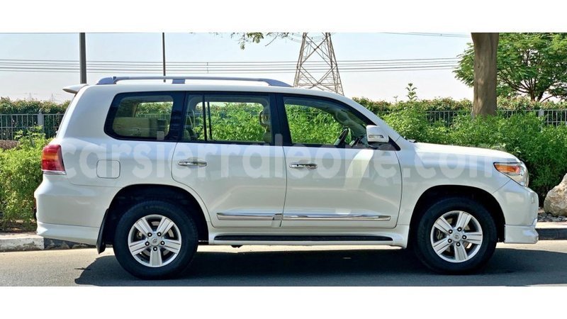 Big with watermark toyota land cruiser kailahun import dubai 6644