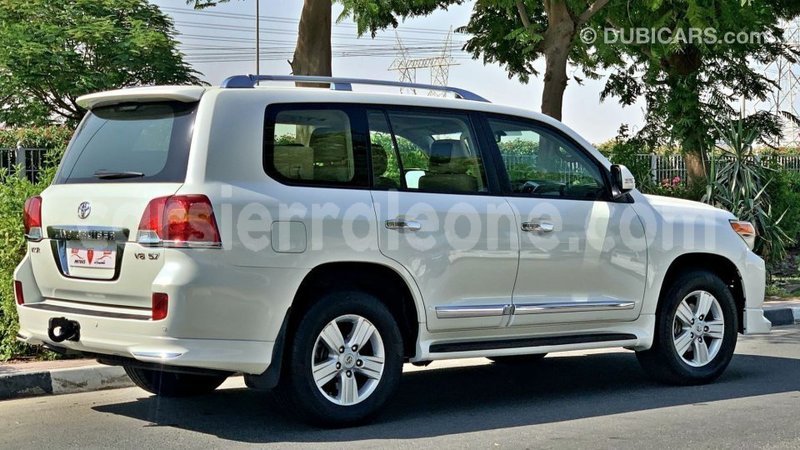 Big with watermark toyota land cruiser kailahun import dubai 6644