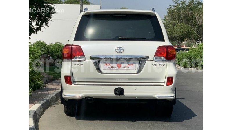 Big with watermark toyota land cruiser kailahun import dubai 6644