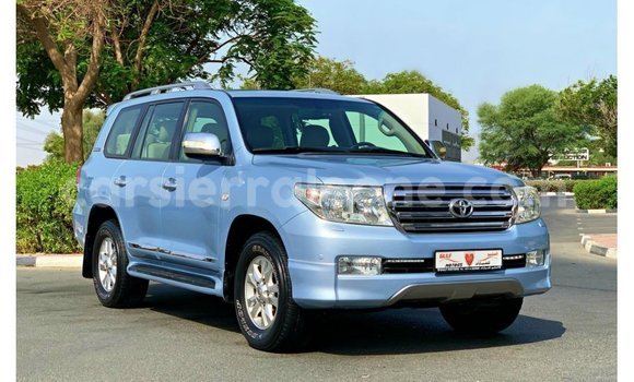 Buy Import Toyota Land Cruiser Blue Car in Import - Dubai in Kailahun
