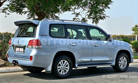 Buy Import Toyota Land Cruiser Blue Car in Import - Dubai in Kailahun Buy Import Toyota Land Cruiser Blue Car in Import - Dubai in Kailahun
