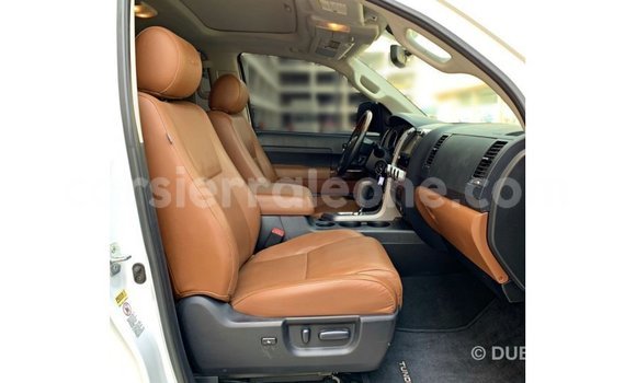 Buy Import Toyota Tundra White Car in Import - Dubai in Kailahun Buy Import Toyota Tundra White Car in Import - Dubai in Kailahun