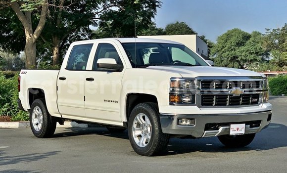 Buy Import Chevrolet Silverado White Car in Import - Dubai in Kailahun