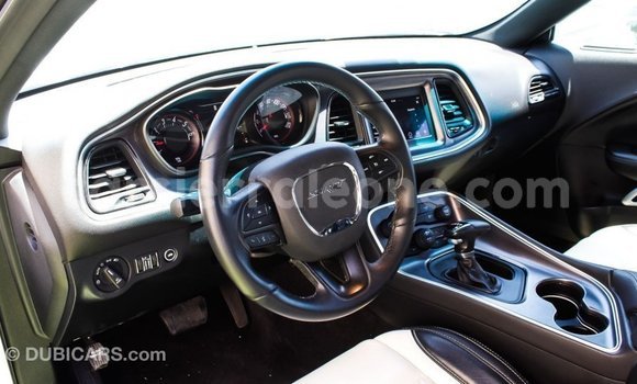 Buy Import Dodge Challenger White Car in Import - Dubai in Kailahun Buy Import Dodge Challenger White Car in Import - Dubai in Kailahun