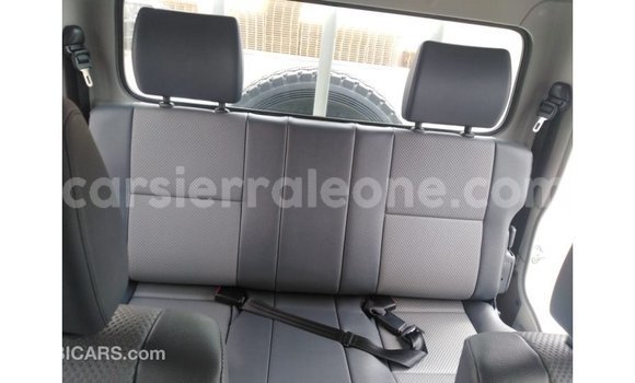 Buy Import Toyota Land Cruiser White Car in Import - Dubai in Kailahun Buy Import Toyota Land Cruiser White Car in Import - Dubai in Kailahun