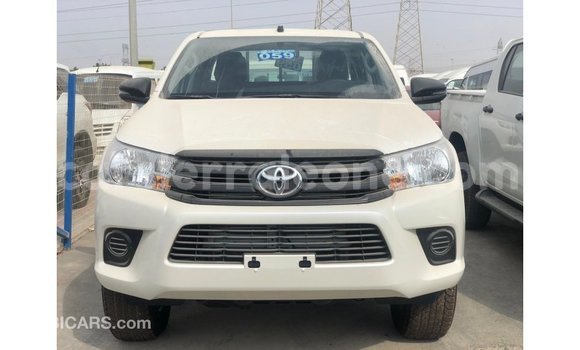 Buy Import Toyota Hilux White Car in Import - Dubai in Kailahun Buy Import Toyota Hilux White Car in Import - Dubai in Kailahun