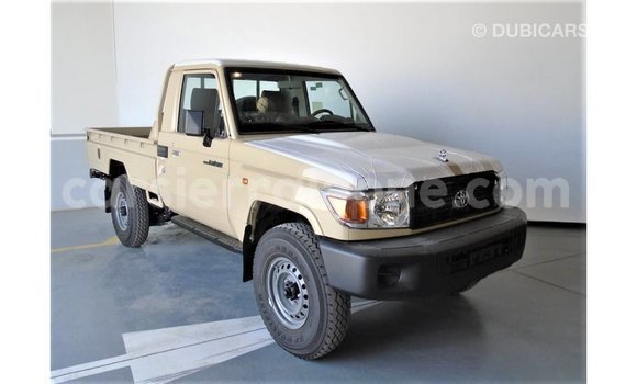 Buy Import Toyota Land Cruiser Beige Car in Import - Dubai in Kailahun Buy Import Toyota Land Cruiser Beige Car in Import - Dubai in Kailahun