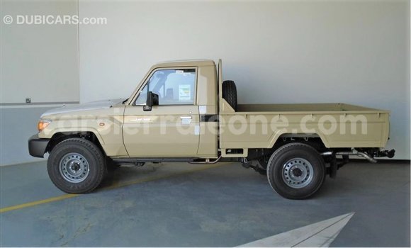 Buy Import Toyota Land Cruiser Beige Car in Import - Dubai in Kailahun Buy Import Toyota Land Cruiser Beige Car in Import - Dubai in Kailahun
