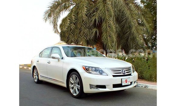 Buy Import Lexus LS White Car in Import - Dubai in Kailahun