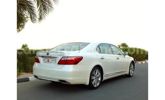 Buy Import Lexus LS White Car in Import - Dubai in Kailahun Buy Import Lexus LS White Car in Import - Dubai in Kailahun