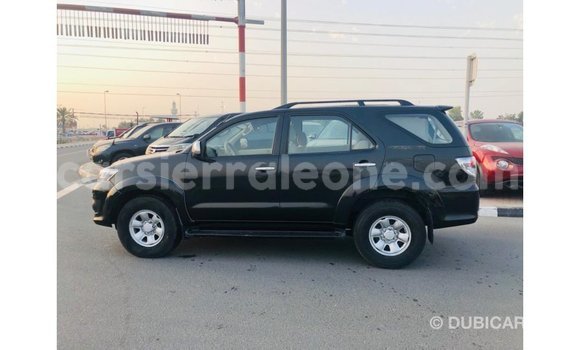 Acheter Import Voiture Toyota Fortuner Noir à Import - Dubai, Kailahun Acheter Import Voiture Toyota Fortuner Noir à Import - Dubai, Kailahun