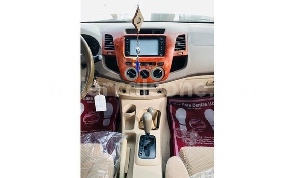 Buy Import Toyota Fortuner White Car in Import - Dubai in Kailahun Buy Import Toyota Fortuner White Car in Import - Dubai in Kailahun