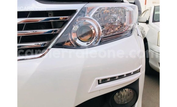 Buy Import Toyota Fortuner White Car in Import - Dubai in Kailahun Buy Import Toyota Fortuner White Car in Import - Dubai in Kailahun