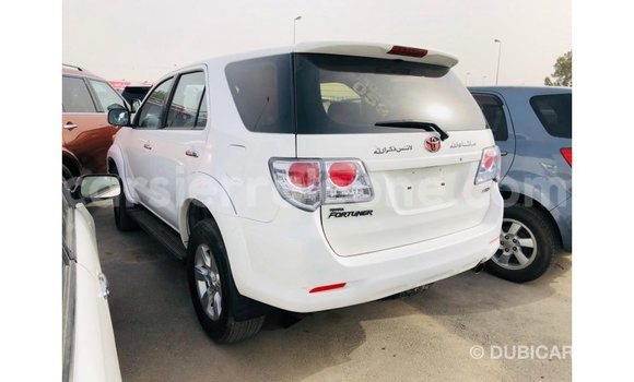 Buy Import Toyota Fortuner White Car in Import - Dubai in Kailahun Buy Import Toyota Fortuner White Car in Import - Dubai in Kailahun