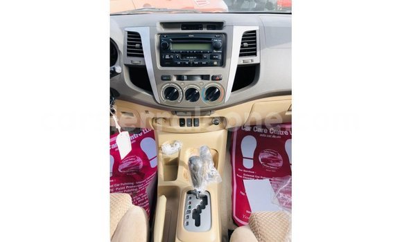Buy Import Toyota Fortuner White Car in Import - Dubai in Kailahun Buy Import Toyota Fortuner White Car in Import - Dubai in Kailahun