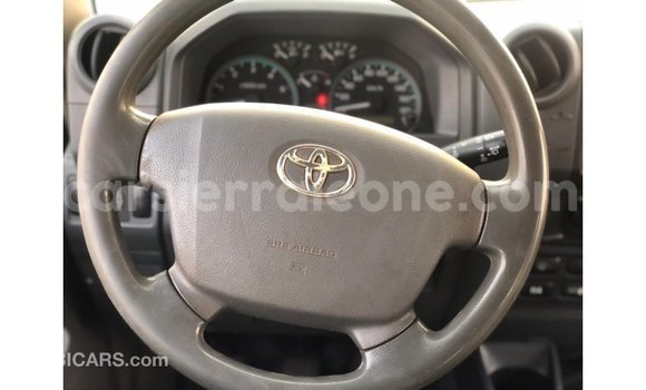 Buy Import Toyota Land Cruiser White Car in Import - Dubai in Kailahun Buy Import Toyota Land Cruiser White Car in Import - Dubai in Kailahun