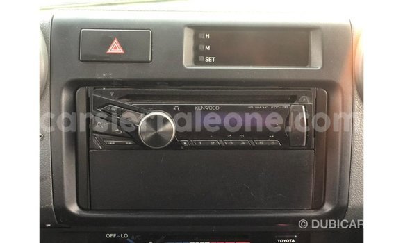 Buy Import Toyota Land Cruiser White Car in Import - Dubai in Kailahun Buy Import Toyota Land Cruiser White Car in Import - Dubai in Kailahun