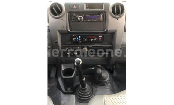 Buy Import Toyota Land Cruiser White Car in Import - Dubai in Kailahun Buy Import Toyota Land Cruiser White Car in Import - Dubai in Kailahun