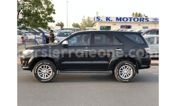 Buy Import Toyota Fortuner Black Car in Import - Dubai in Kailahun Buy Import Toyota Fortuner Black Car in Import - Dubai in Kailahun