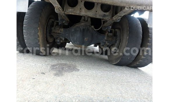 Buy Import Nissan Evalia Blue Truck in Import - Dubai in Kailahun Buy Import Nissan Evalia Blue Truck in Import - Dubai in Kailahun