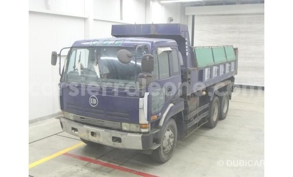 Buy Import Nissan Evalia Blue Truck in Import - Dubai in Kailahun Buy Import Nissan Evalia Blue Truck in Import - Dubai in Kailahun
