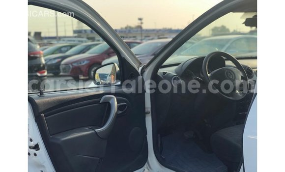 Buy Import Renault Duster White Car in Import - Dubai in Kailahun Buy Import Renault Duster White Car in Import - Dubai in Kailahun