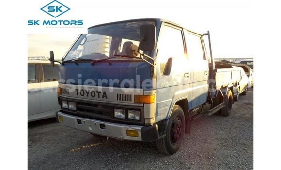 Buy Import Toyota Dyna Blue Car in Import - Dubai in Kailahun