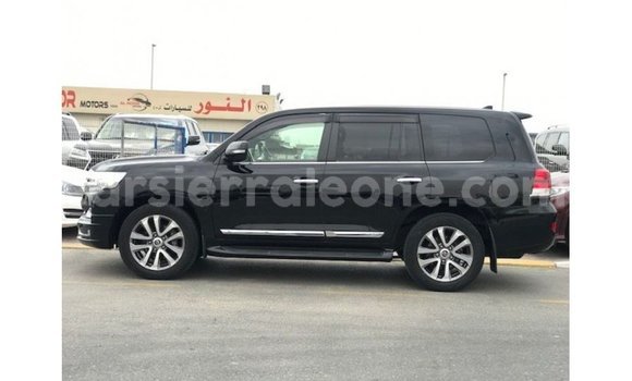 Buy Import Toyota Land Cruiser Black Car in Import - Dubai in Kailahun Buy Import Toyota Land Cruiser Black Car in Import - Dubai in Kailahun