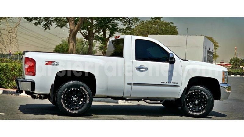 Big with watermark chevrolet silverado kailahun import dubai 6715