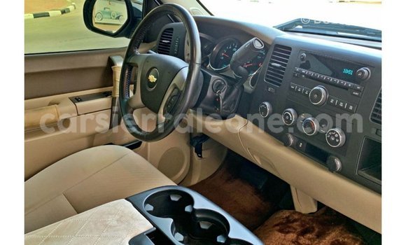 Buy Import Chevrolet Silverado White Car in Import - Dubai in Kailahun Buy Import Chevrolet Silverado White Car in Import - Dubai in Kailahun