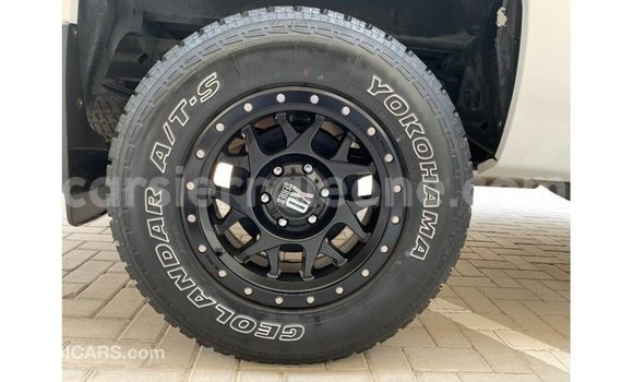 Buy Import Chevrolet Silverado White Car in Import - Dubai in Kailahun Buy Import Chevrolet Silverado White Car in Import - Dubai in Kailahun