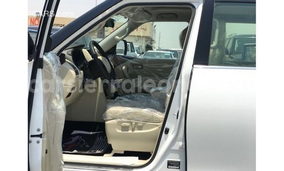 Buy Import Nissan Patrol White Car in Import - Dubai in Kailahun Buy Import Nissan Patrol White Car in Import - Dubai in Kailahun