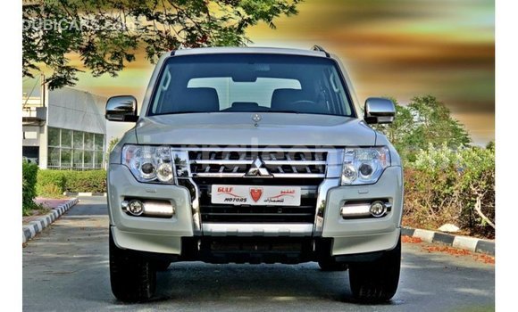 Buy Import Mitsubishi Pajero White Car in Import - Dubai in Kailahun Buy Import Mitsubishi Pajero White Car in Import - Dubai in Kailahun