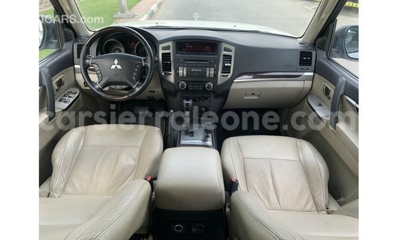 Buy Import Mitsubishi Pajero White Car in Import - Dubai in Kailahun Buy Import Mitsubishi Pajero White Car in Import - Dubai in Kailahun