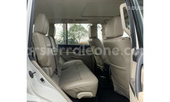 Buy Import Mitsubishi Pajero White Car in Import - Dubai in Kailahun Buy Import Mitsubishi Pajero White Car in Import - Dubai in Kailahun