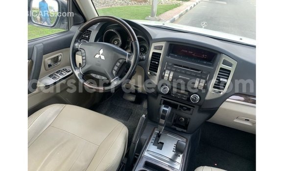 Buy Import Mitsubishi Pajero White Car in Import - Dubai in Kailahun Buy Import Mitsubishi Pajero White Car in Import - Dubai in Kailahun