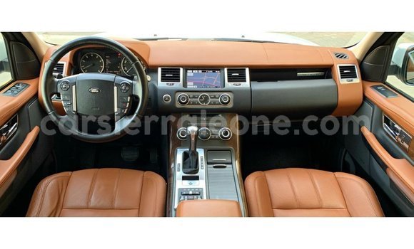 Buy Import Land Rover Range Rover White Car in Import - Dubai in Kailahun Buy Import Land Rover Range Rover White Car in Import - Dubai in Kailahun
