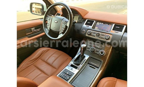 Buy Import Land Rover Range Rover White Car in Import - Dubai in Kailahun Buy Import Land Rover Range Rover White Car in Import - Dubai in Kailahun