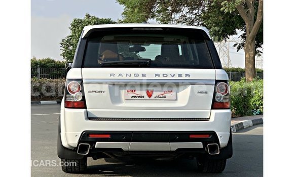Buy Import Land Rover Range Rover White Car in Import - Dubai in Kailahun Buy Import Land Rover Range Rover White Car in Import - Dubai in Kailahun